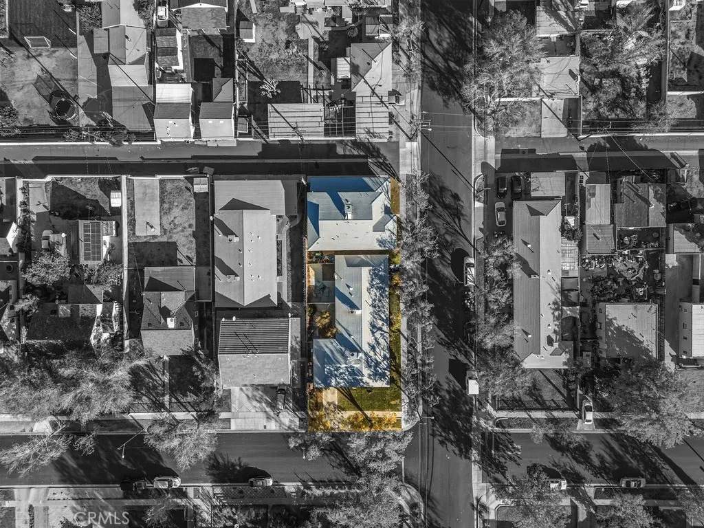 44702 Fig Avenue - Photo 1