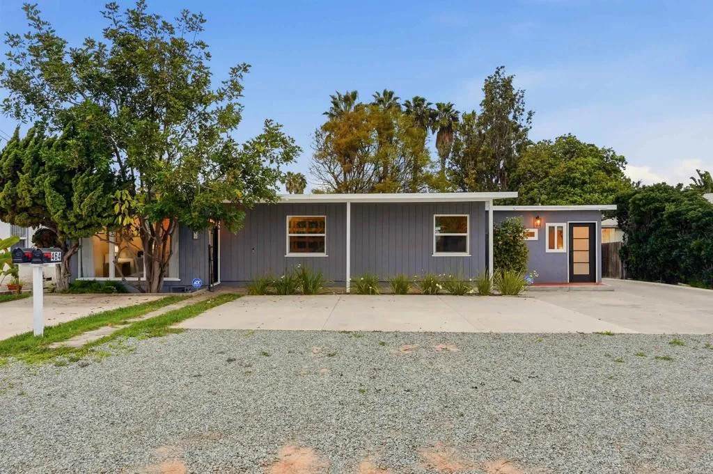 462 Emerson Street - Photo 1