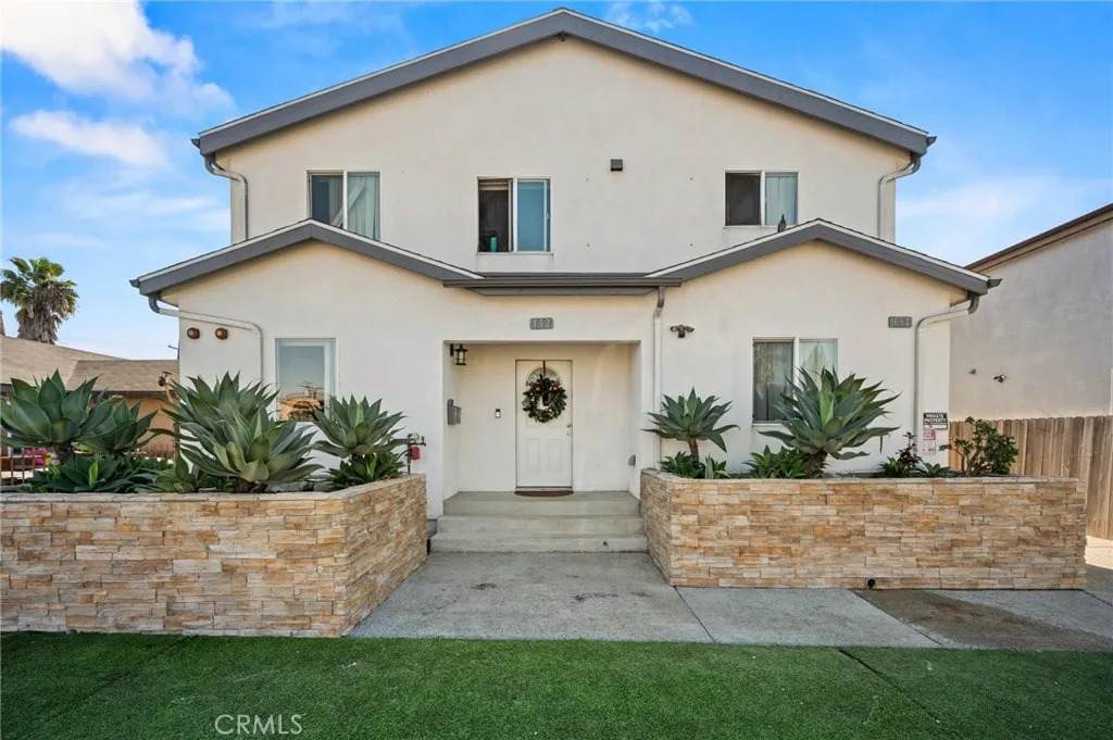 152 111th Place - Photo 1