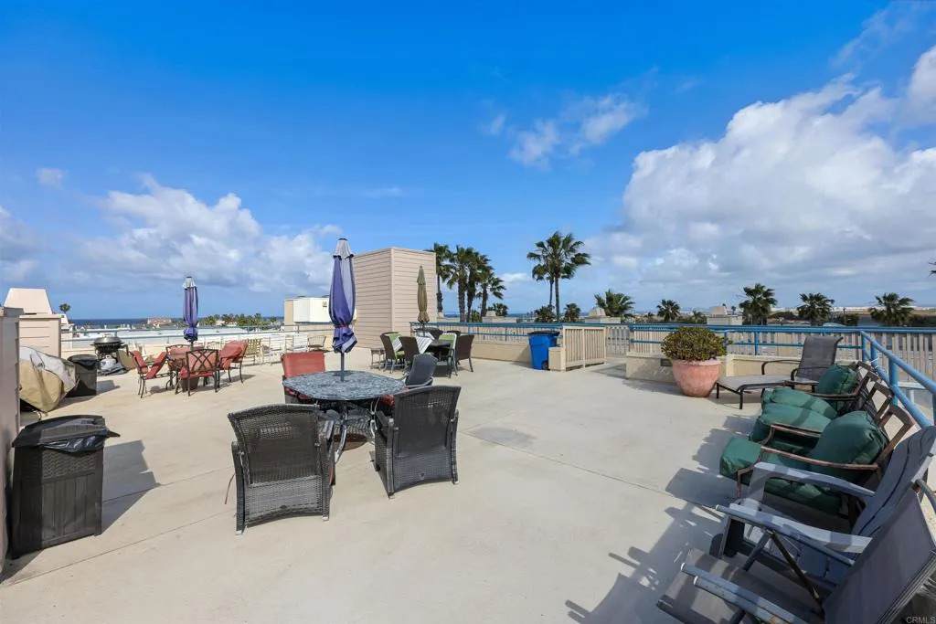 https://bt-photos.global.ssl.fastly.net/sandiego/orig_boomver_1_306636258-1.jpg