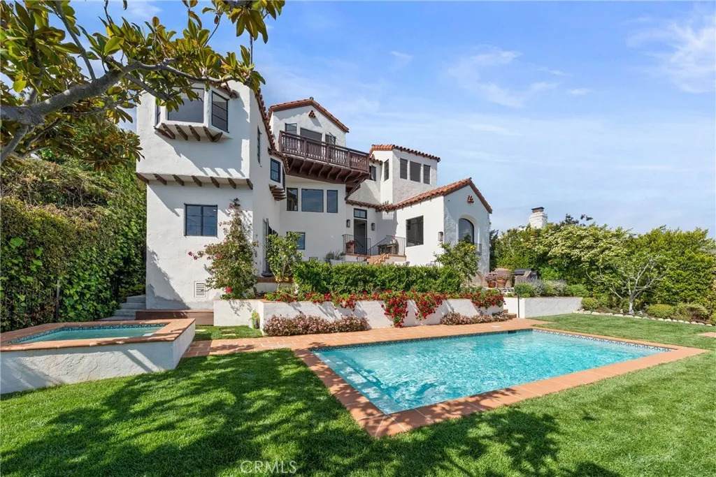 250 High Drive - Photo 1