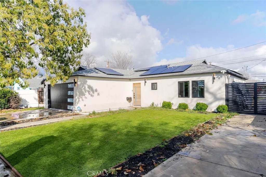 6838 Belmar Avenue - Photo 1