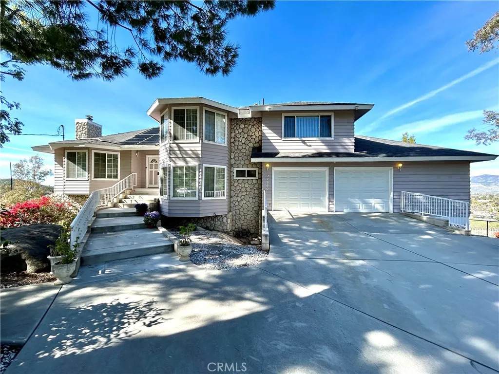 27990 Vista Del Valle - Photo 1