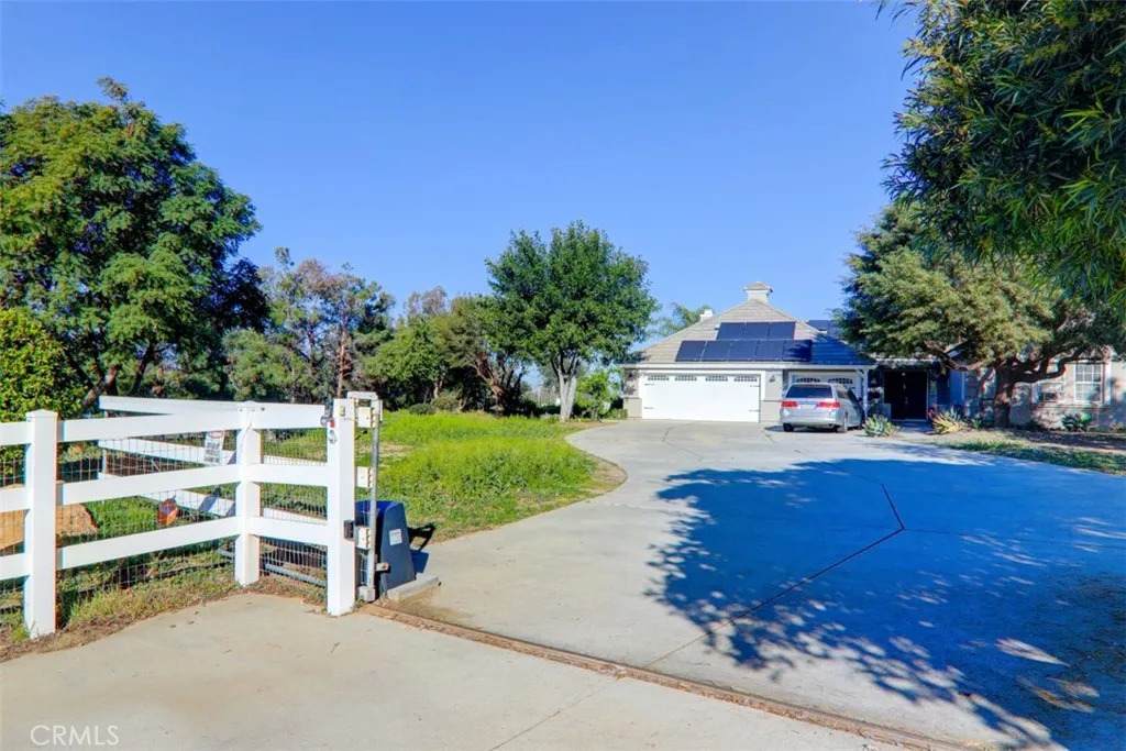 16950 Scottsdale - Photo 1