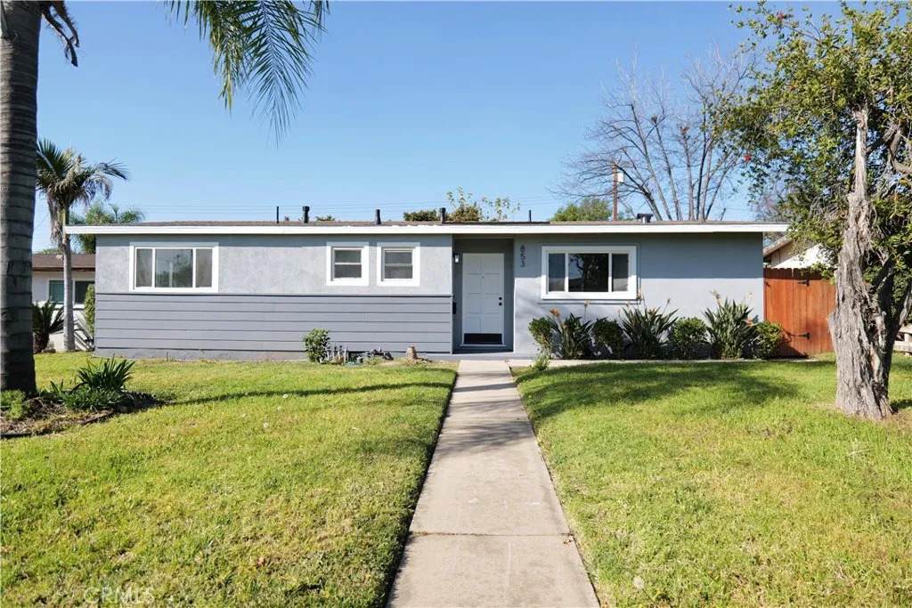 853 Jasmine - Photo 1