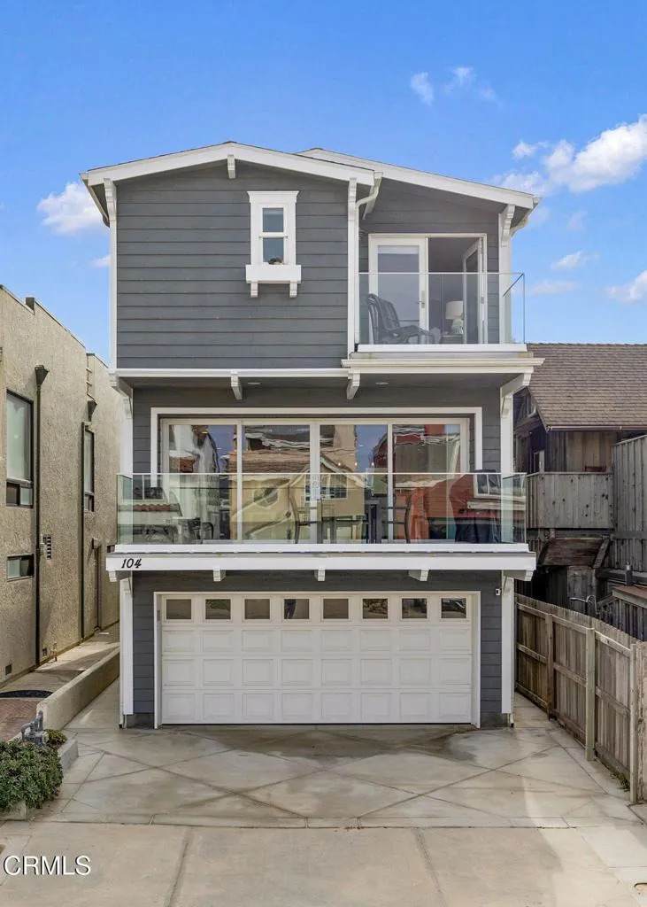 104 La Brea Street - Photo 1