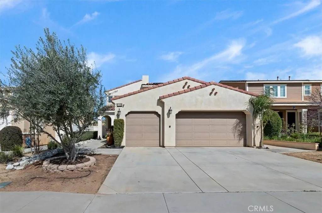 1322 Bannock Street - Photo 1