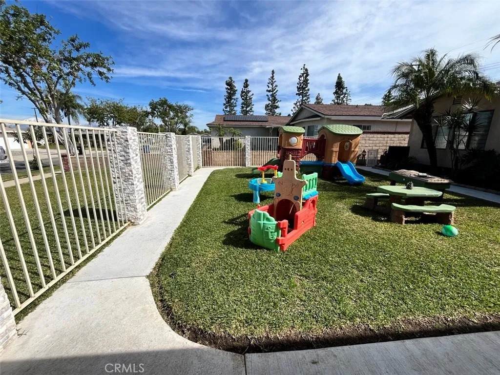 https://bt-photos.global.ssl.fastly.net/sandiego/orig_boomver_1_306652389-1.jpg