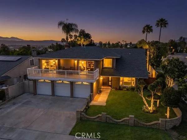 420 Rolling Hills - Photo 1