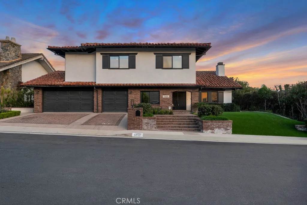 5952 Woodland View Drive - Photo 1