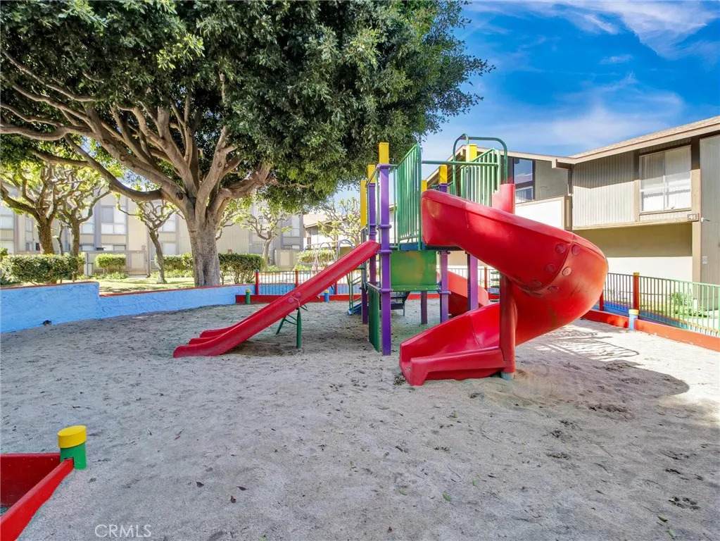 https://bt-photos.global.ssl.fastly.net/sandiego/orig_boomver_1_306653731-1.jpg