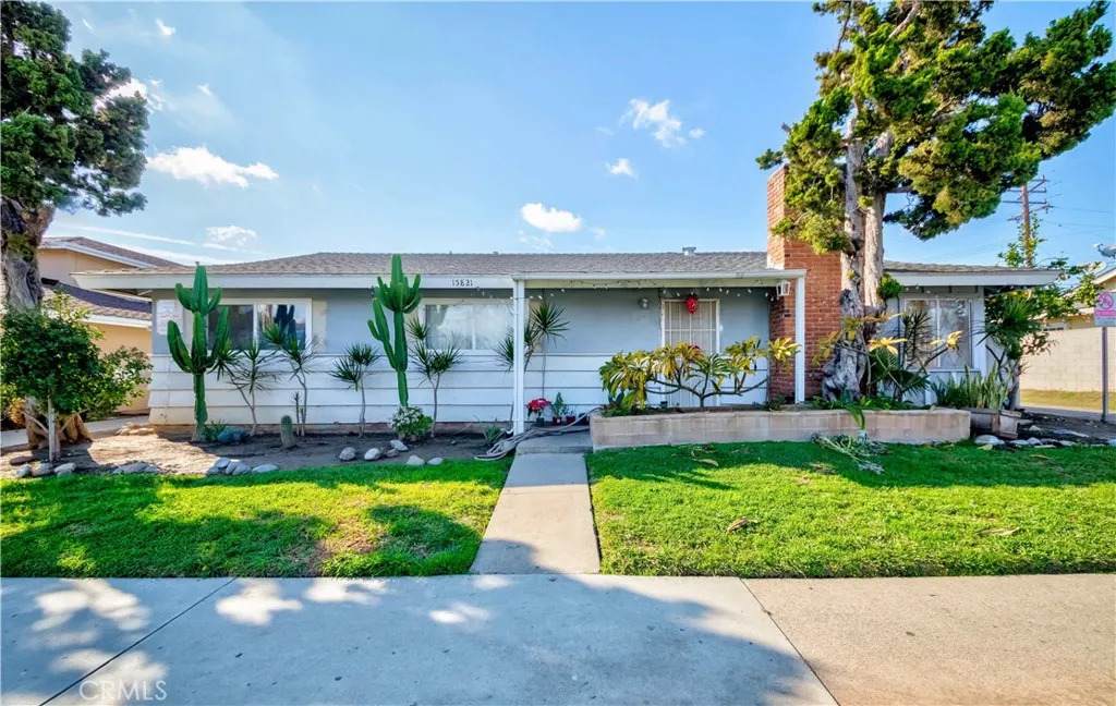 15821 S Myrtle - Photo 1