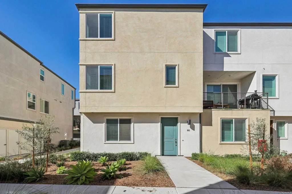 5471 Seacliff Place - Photo 1