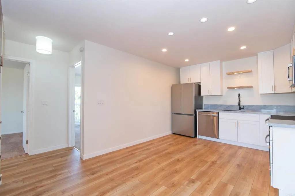 3030 Suncrest Dr. - Photo 1