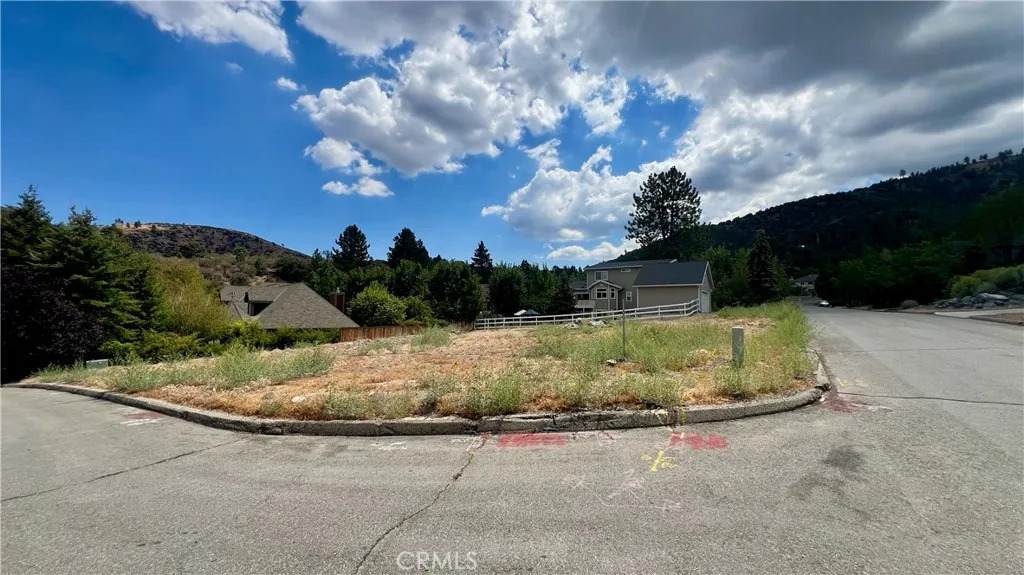 5419 Pacific Crest - Photo 1