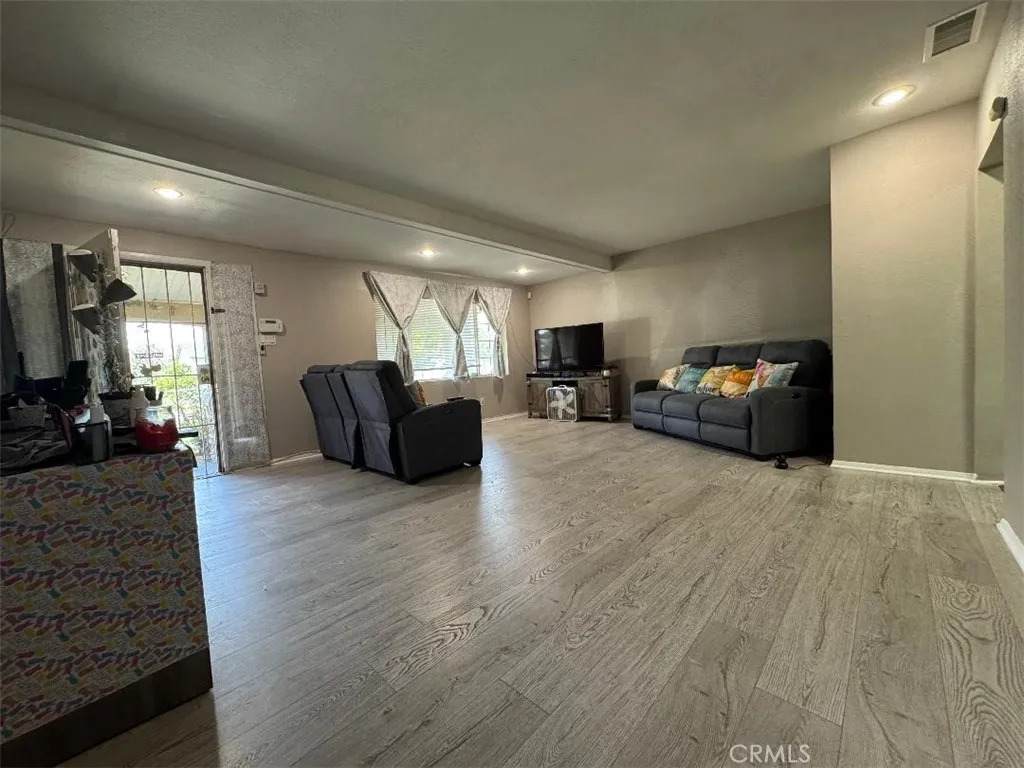 https://bt-photos.global.ssl.fastly.net/sandiego/orig_boomver_1_306667095-1.jpg