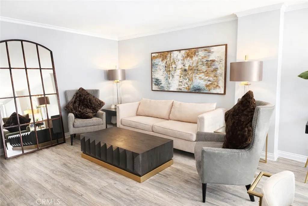 10747 Wilshire Boulevard - Photo 1