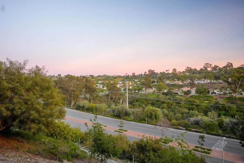 https://bt-photos.global.ssl.fastly.net/sandiego/orig_boomver_1_306667722-1.jpg