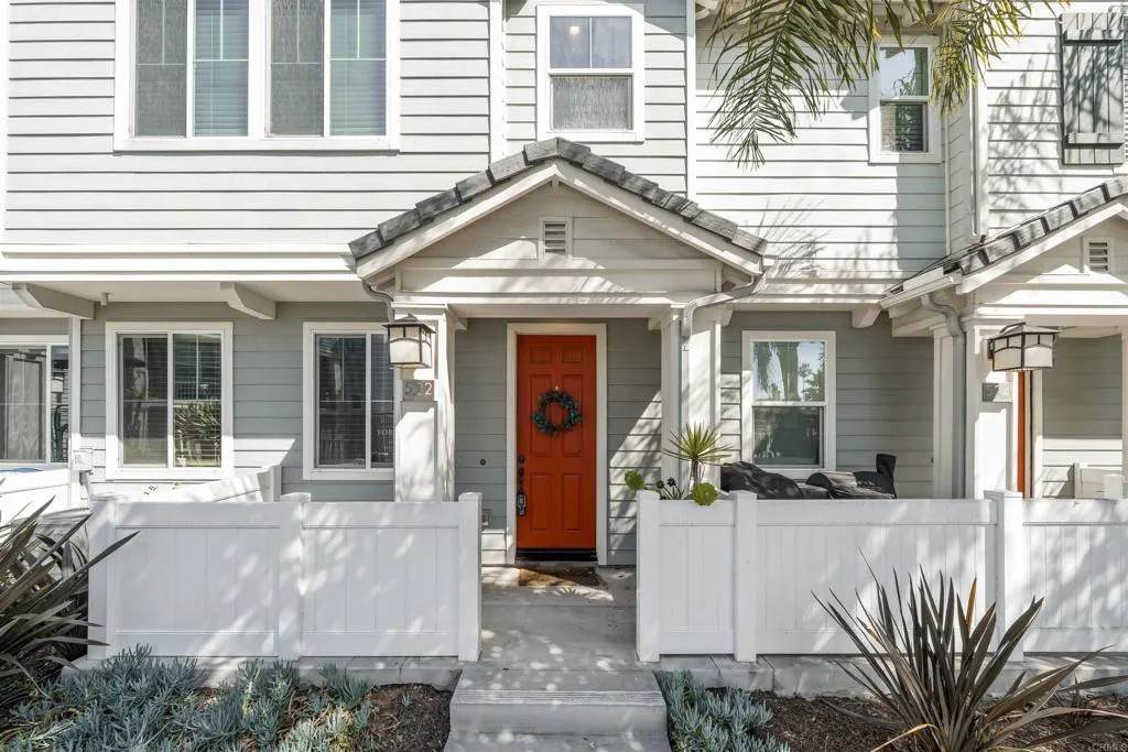 522 Heron Lane - Photo 1