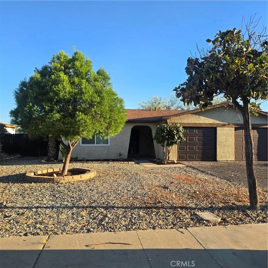 2046 Calle Diablo - Photo 1