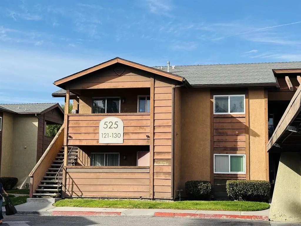 525 Calle Montecito - Photo 1