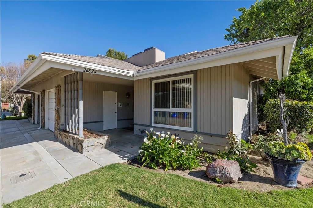 26824 Circle Of The Oaks - Photo 1