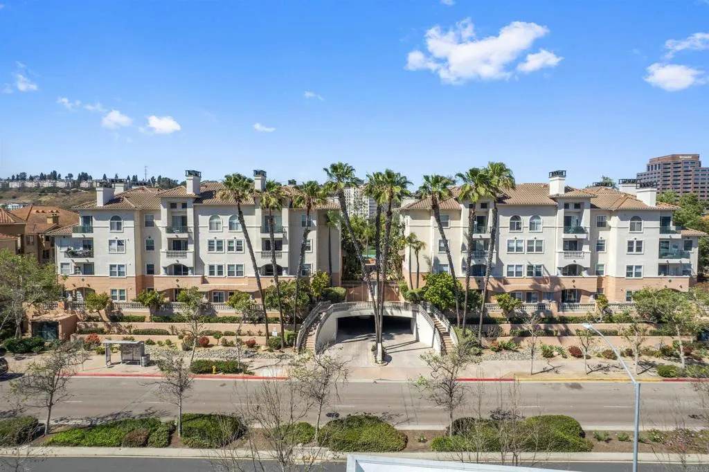 https://bt-photos.global.ssl.fastly.net/sandiego/orig_boomver_1_306673250-1.jpg