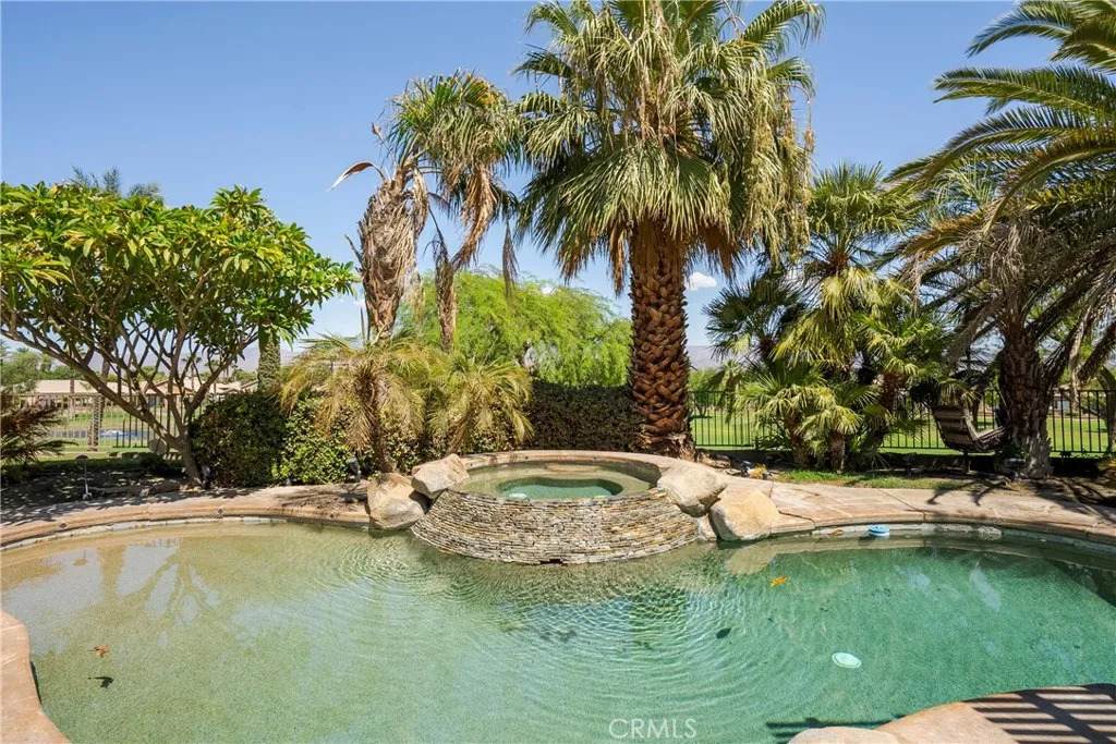 https://bt-photos.global.ssl.fastly.net/sandiego/orig_boomver_1_306673489-1.jpg