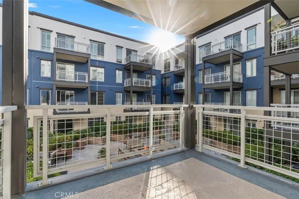 150 The Promenade - Photo 1