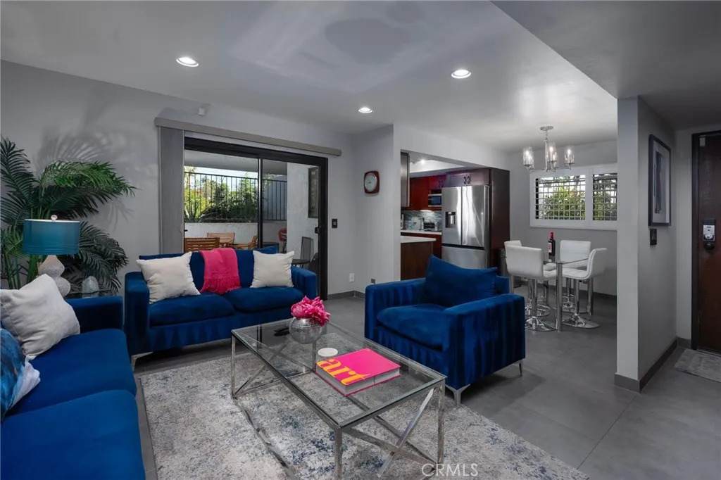 5301 Waverly - Photo 1