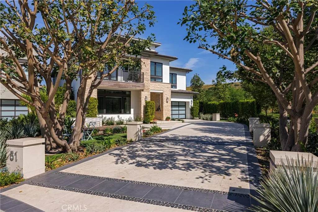 51 Hartman - Photo 1