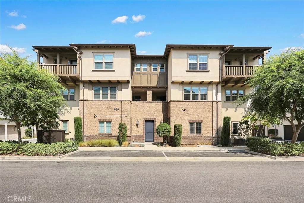 843 Orchid Way - Photo 1
