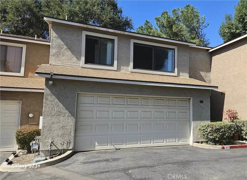 517 Wayland Court - Photo 1