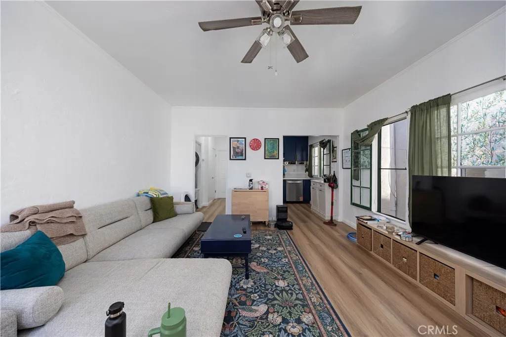 28 Argonne Avenue - Photo 1
