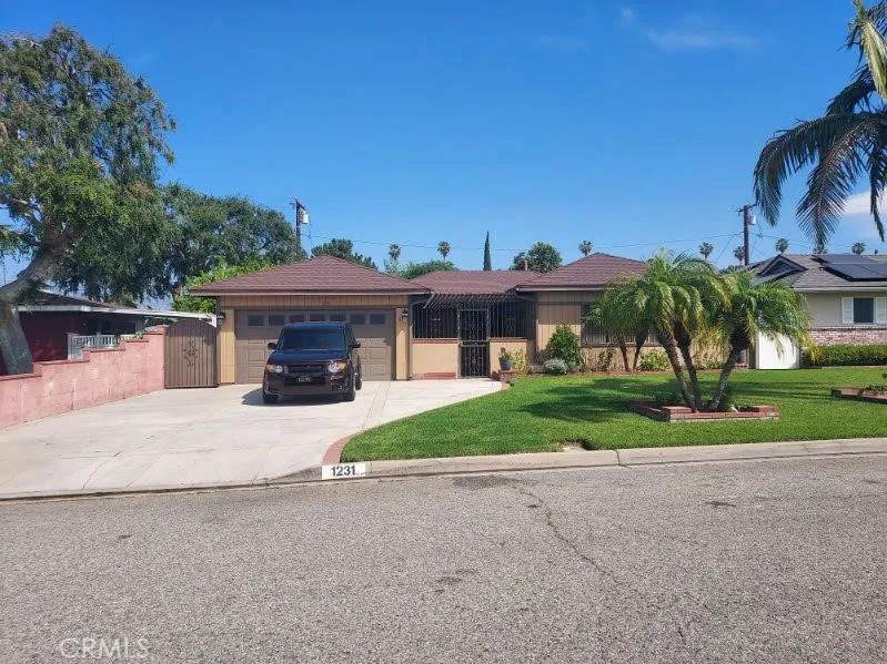 1231 Shamwood Street - Photo 1