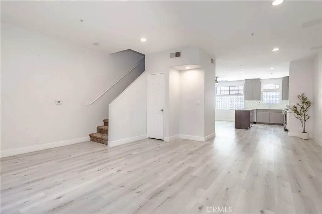 18347 Saticoy - Photo 1