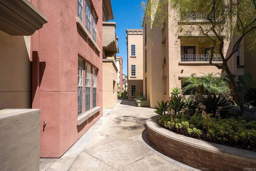 https://bt-photos.global.ssl.fastly.net/sandiego/orig_boomver_1_306694208-1.jpg