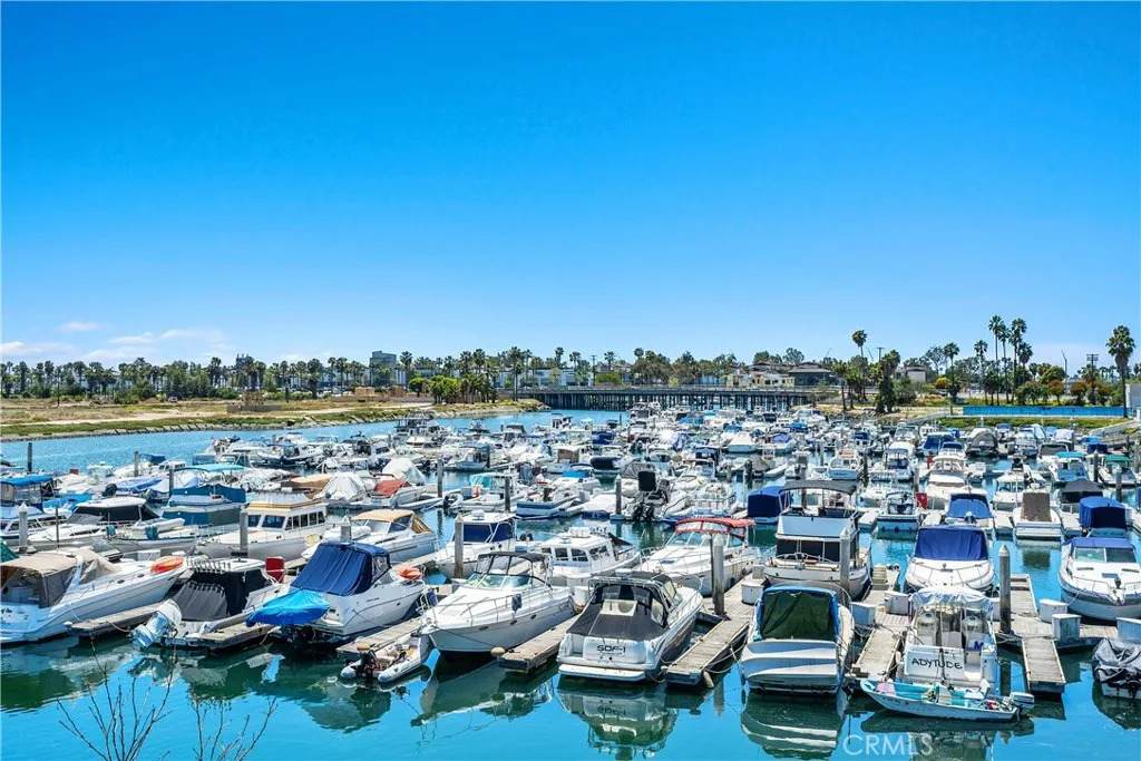 https://bt-photos.global.ssl.fastly.net/sandiego/orig_boomver_1_306696909-1.jpg
