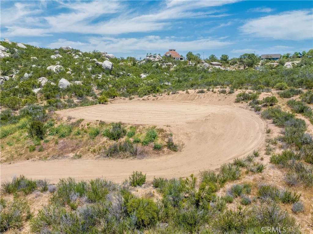 712 Rolling Hills - Photo 1