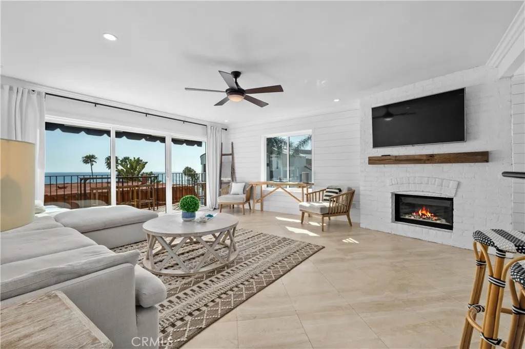 515 Monterey - Photo 1