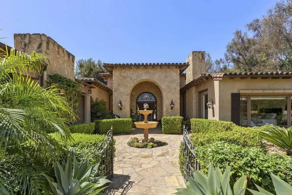 https://bt-photos.global.ssl.fastly.net/sandiego/orig_boomver_1_306702925-1.jpg