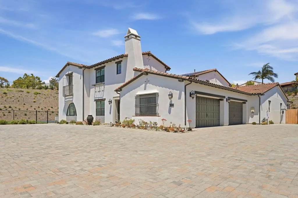 https://bt-photos.global.ssl.fastly.net/sandiego/orig_boomver_1_306708331-1.jpg