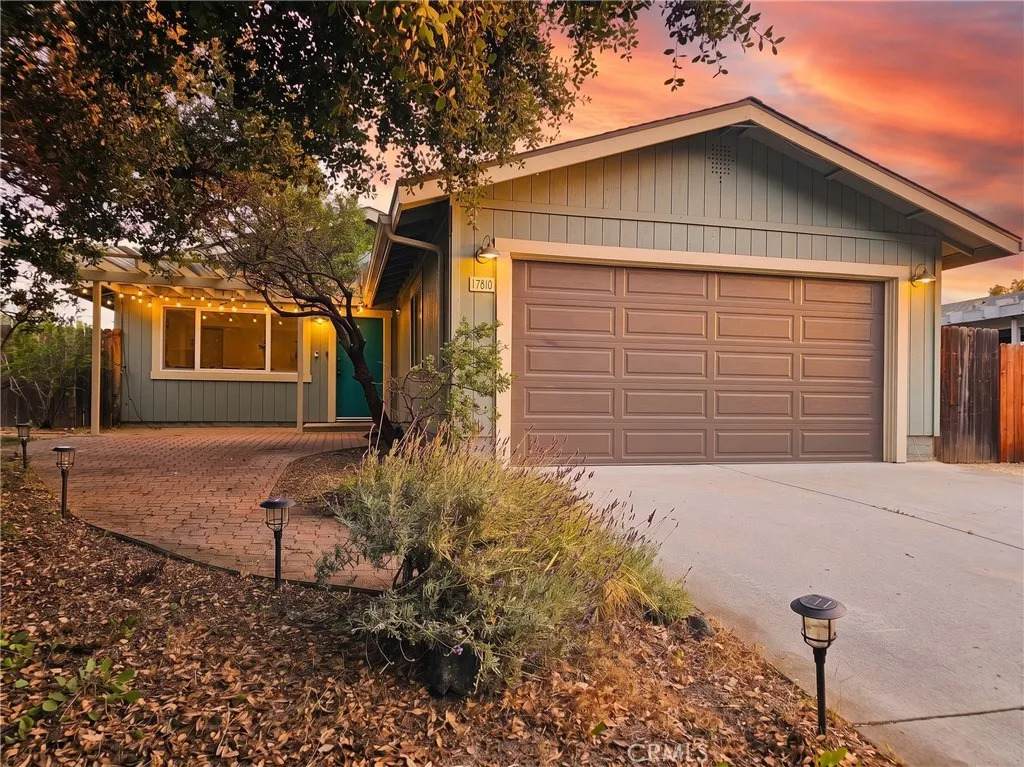 780 Salinas - Photo 1