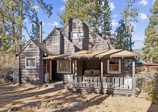 345 Sherwood - Photo 1