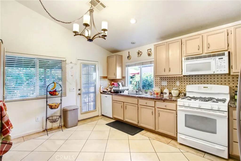 https://bt-photos.global.ssl.fastly.net/sandiego/orig_boomver_1_306710962-1.jpg