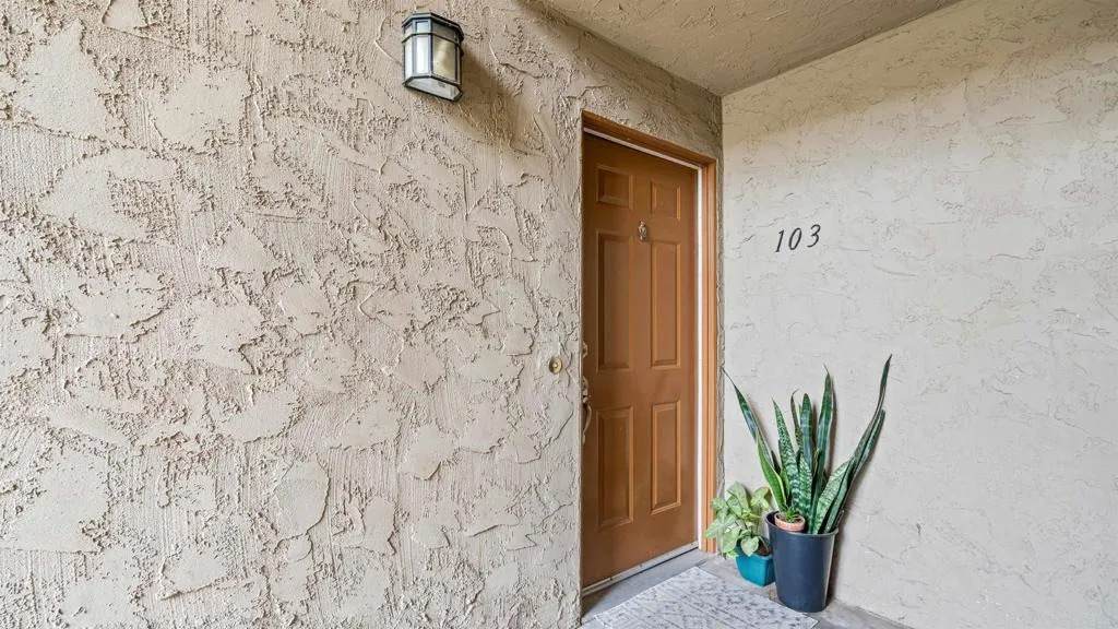 589 Johnson Avenue - Photo 1