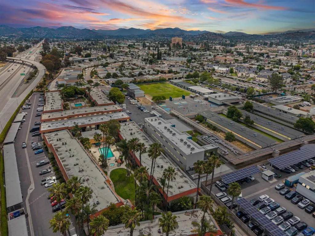 https://bt-photos.global.ssl.fastly.net/sandiego/orig_boomver_1_306712008-1.jpg