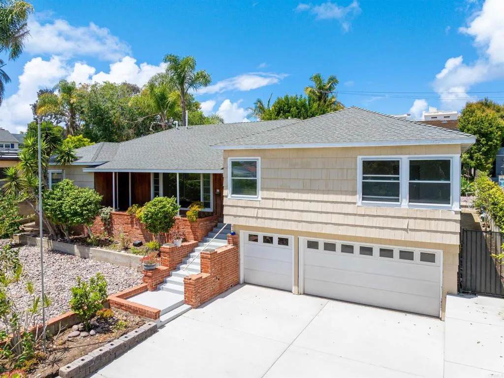 2516 Chatsworth Boulevard - Photo 1