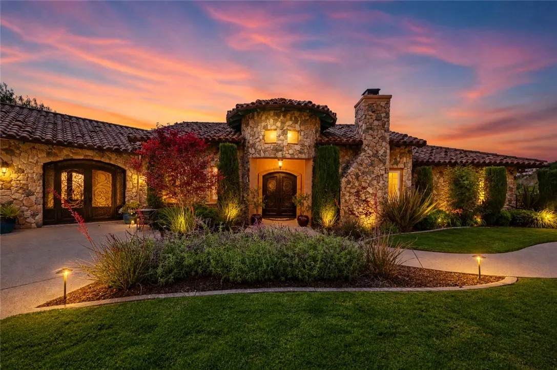 https://bt-photos.global.ssl.fastly.net/sandiego/orig_boomver_1_306713671-1.jpg