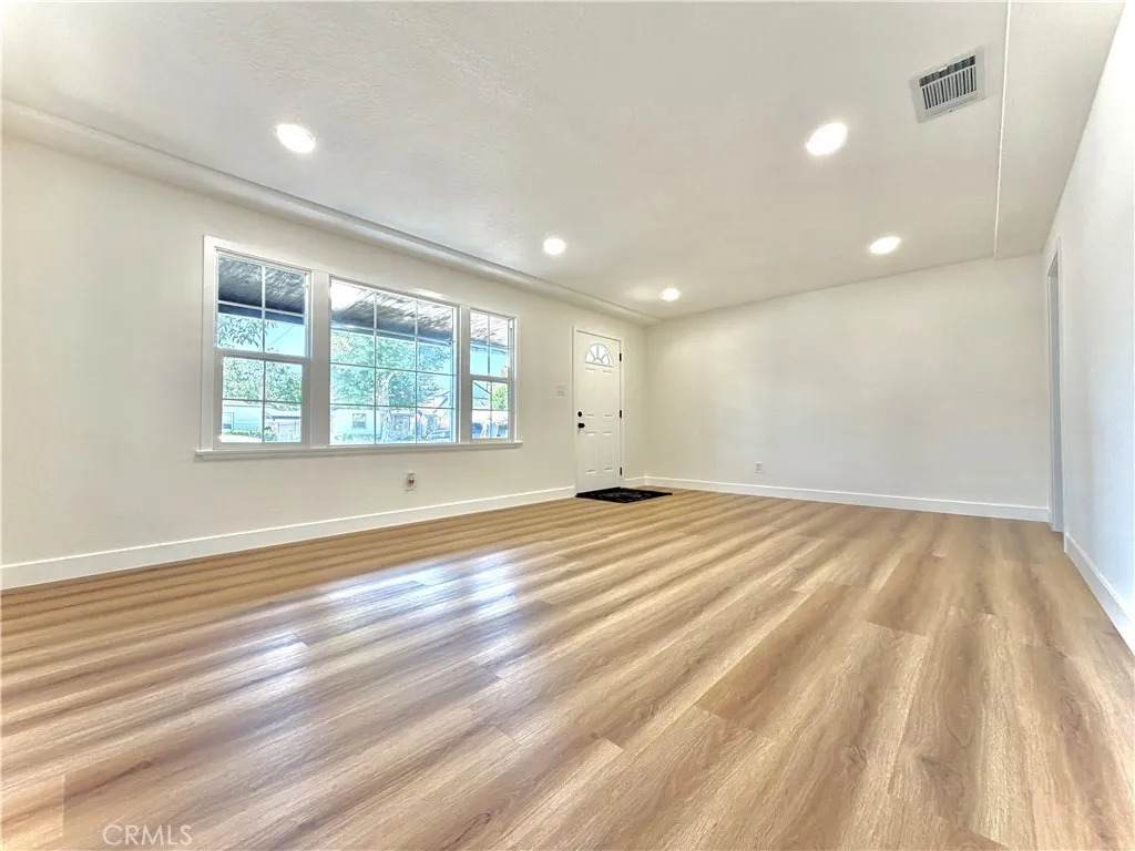 https://bt-photos.global.ssl.fastly.net/sandiego/orig_boomver_1_306714532-1.jpg